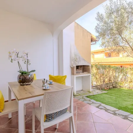 Felicita San Teodoro Apartment