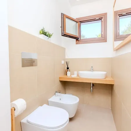 Felicita San Teodoro Apartment *